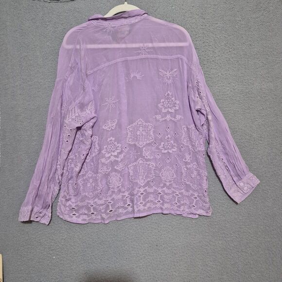 Johnny Was Women's Textured Look Embroidered Slim Audrey Button Down Shirt M - Picture 4 of 7